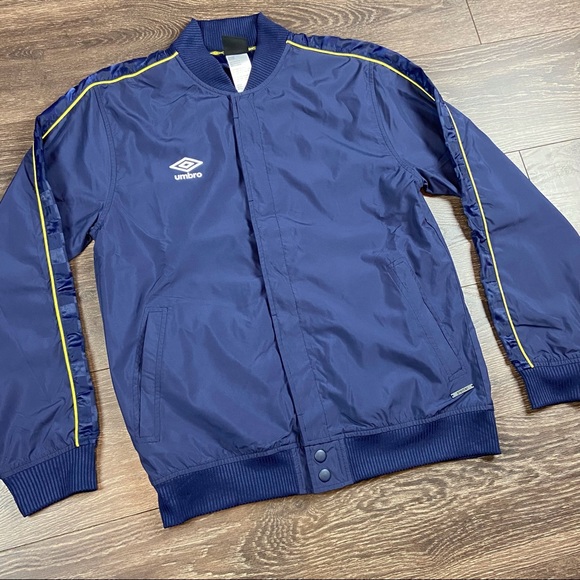 Umbro Premier League Men’s Sporty Style Blue Button Up Jacket Size Medium NEW - Picture 4 of 9